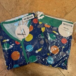 Little Sleepies women’s sleepy galaxy short sleeve & short set medium